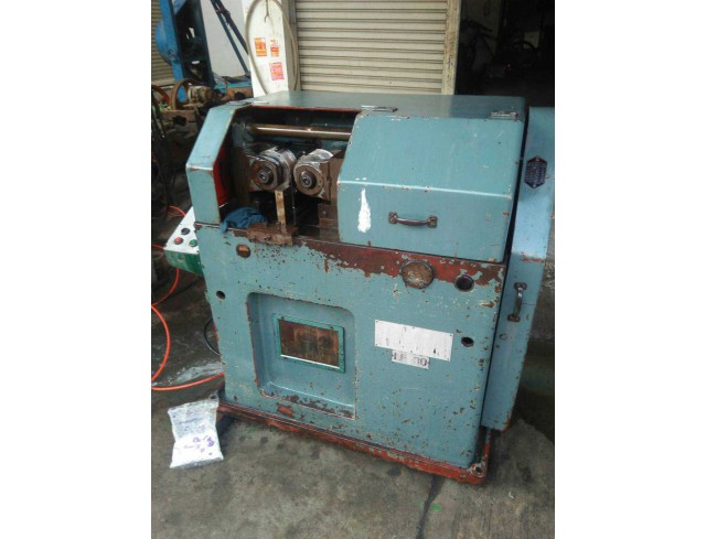 เครื่องรีดเกลียวญี่ปุ่น