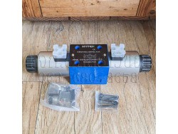 โซลินอยด์วาล์ว 4WE10J30/CG24N9K4Z5LS