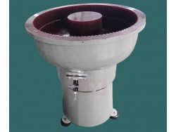  เครื่องขัดผิวโลหะแบบเขย่า (ไม่มีสะพานแยกชิ้นงาน) / Vibratory Finishing Machine