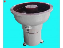 เครื่องขัดผิวโลหะแบบเขย่า (ไม่มีสะพานแยกชิ้นงาน) / Vibratory Finishing Machine