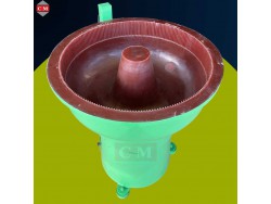   เครื่องขัดผิวโลหะแบบเขย่า (ไม่มีสะพานแยกชิ้นงาน) / Vibratory Finishing Machine