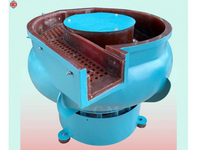 เครื่องขัดผิวโลหะแบบเขย่า (มีสะพานแยกชิ้นงาน) (Vibratory finishing machine with Separator) 