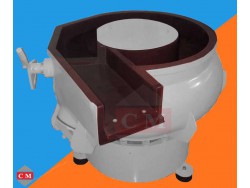เครื่องขัดผิวโลหะแบบเขย่า (มีสะพานแยกชิ้นงาน) (Vibratory finishing machine with Separator) 