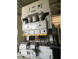 #ขายเครื่องปั้มโลหะมือสอง #Used Press KOMATSU 200 Ton Model : OBW200-2B