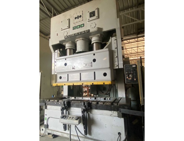 #ขายเครื่องปั้มโลหะมือสอง #Used Press KOMATSU 200 Ton Model : OBW200-2B