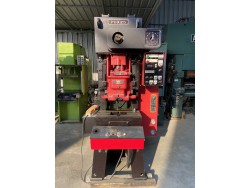 #ขายเครื่องปั้มโลหะมือสอง #Used Press WASINO 25 Ton Model : PUX25
