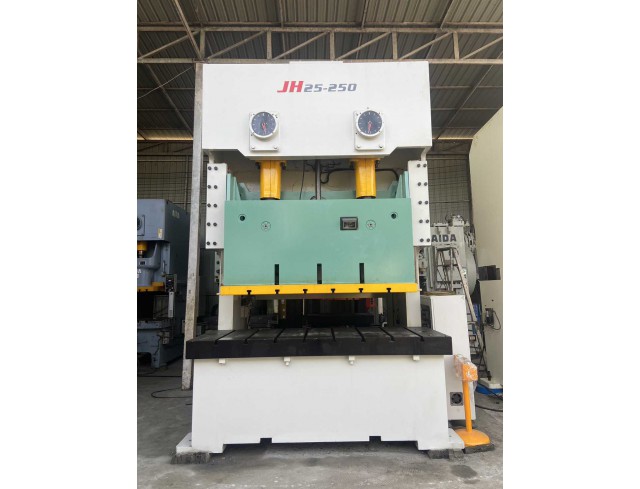 #ขายเครื่องปั้มโลหะมือสอง #Used Press  JAIMAC 250 Ton Model : JH25-250