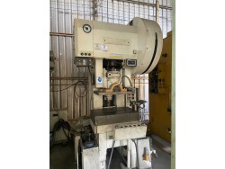 #ขายเครื่องปั้มไฮสปีดมือสอง Used Hi-Speed Press Machine Dobby 60 TONS 