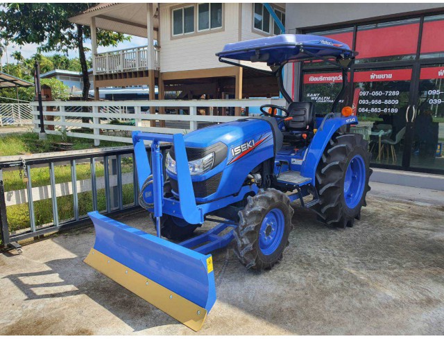 รถไถ เครื่องจักรการเกษตร อิเซกิ ISEKI NT542 รถใหม่ไม่เคยใช้งาน แถมดันหน้าคานล่าง และอุปกรณ์ต่อพ่วงหลัง 1 ชิ้น