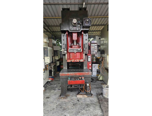 AMADA TP110 Y.1993