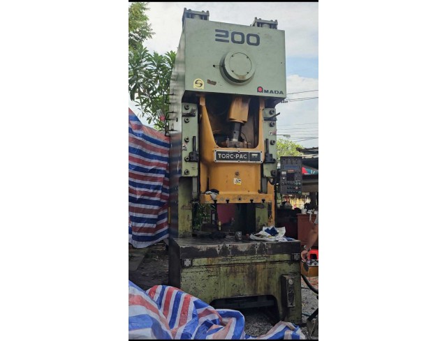 Press AMADA 200 TON